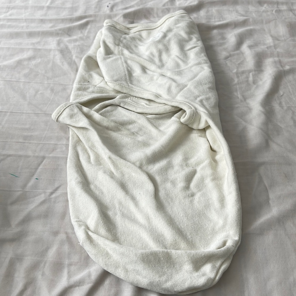 SwaddleMe, Iminfant size SMALL, Velcro swaddler.